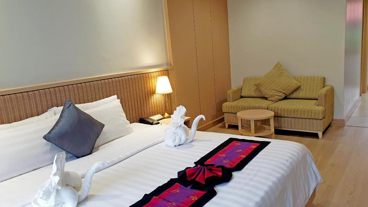 Art Patong Residence Phuket Ngoại thất bức ảnh
